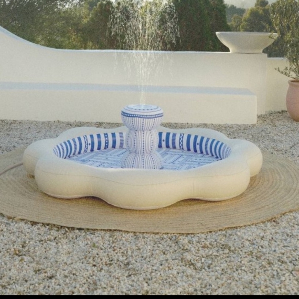 MinniDip Limitied Edition Fountain
